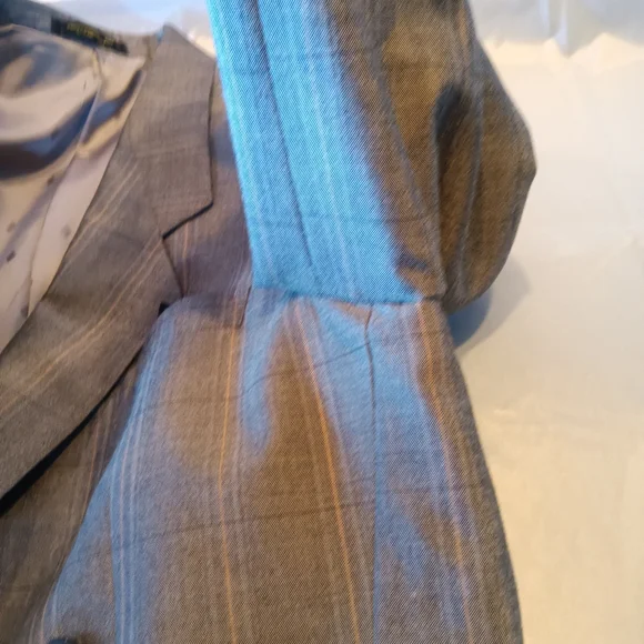 Tailored Suite